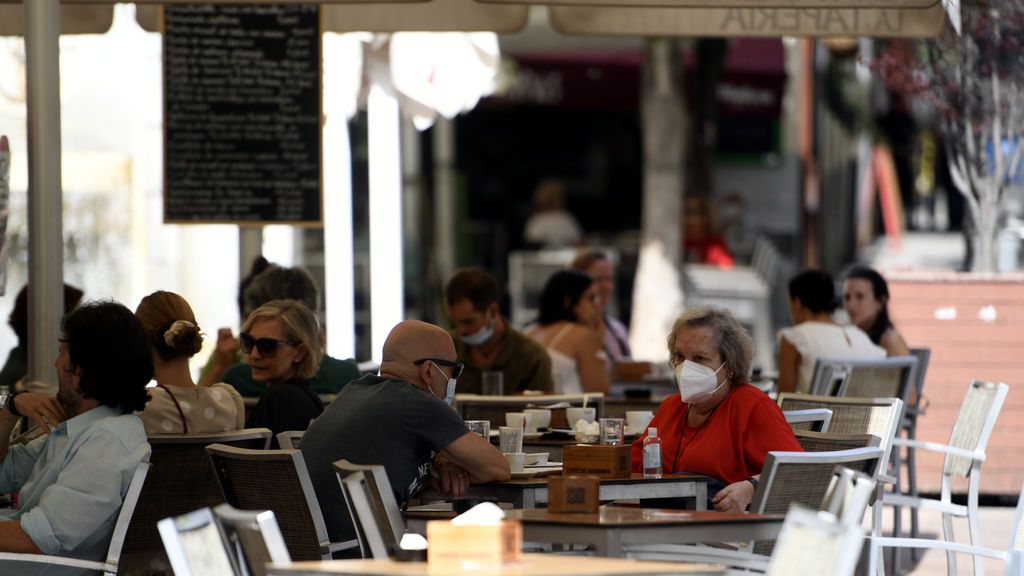 No soplar o gritar en reuniones familiares: el decálogo de cómo protegerse del virus No soplar o gritar en reuniones familiares: el decálogo de cómo protegerse del virus