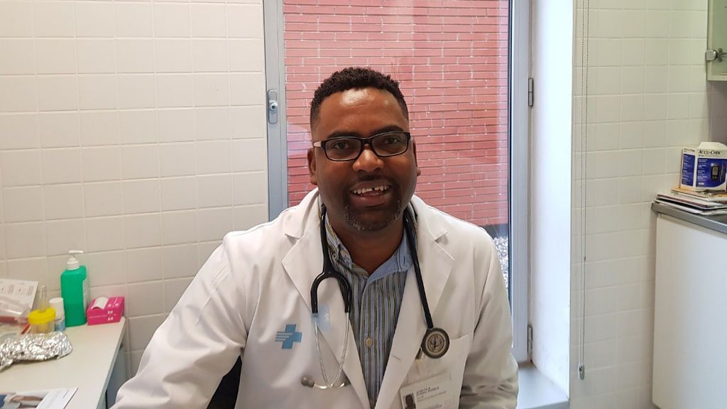 Javier O'Farril, presidente Sector Primario Médicos de Cataluña:"Cuando dices a la gente que son negativo tras la PCR no cumplen el aislamiento" Javier O'Farril, presidente Sector Primario Médicos de Cataluña:"Cuando dices a la gente que son negativo tras la PCR no cumplen el aislamiento"