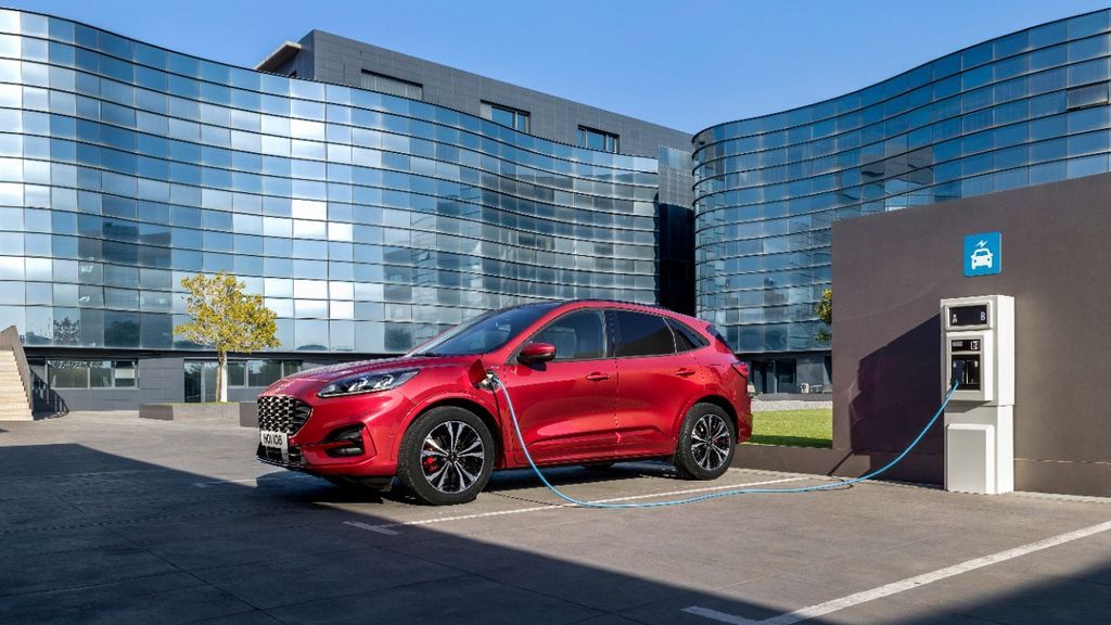 Ford Kuga en carga.