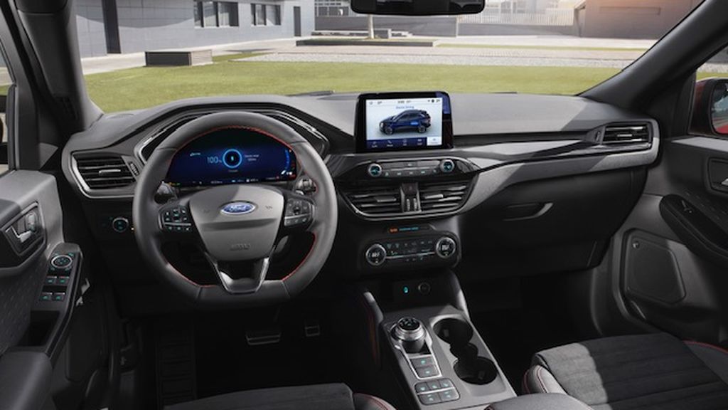 Salpicadero y puesto de conducción del nuevo Ford Kuga