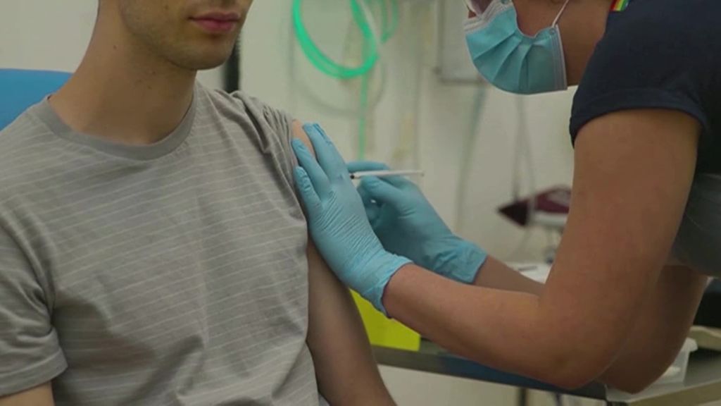 Sanidad autoriza el primer ensayo clínico de una vacuna anticovid en España