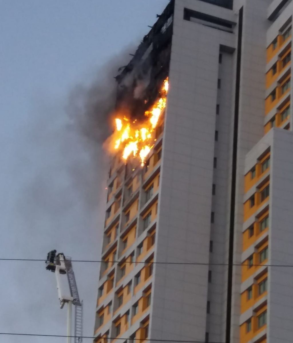 Llamas en el edificio de Hortaleza