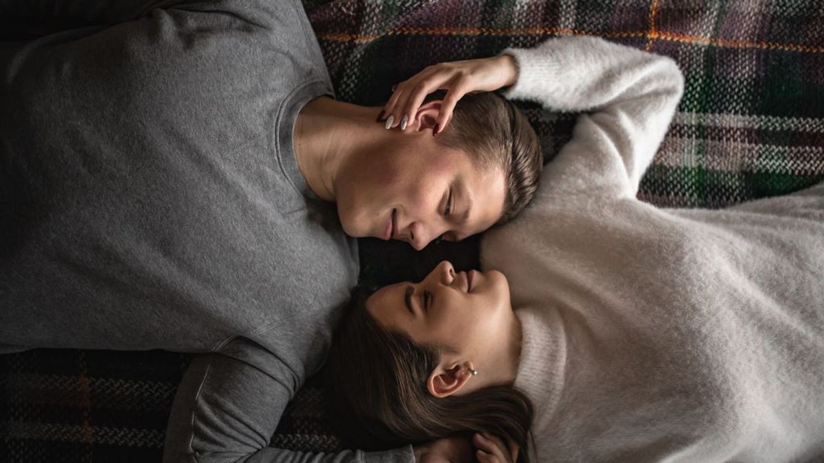 Calma, comunicación positiva y un entorno seguro: tips para explicar a tu novio que eres bisexual Calma, comunicación positiva y un entorno seguro: tips para explicar a tu novio que eres bisexual