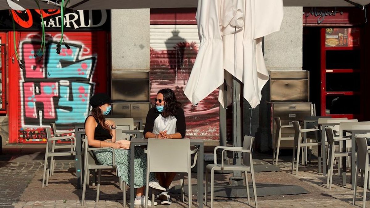 Las comunidades adoptan medidas de contención ante el repunte de casos de coronavirus Las comunidades adoptan medidas de contención ante el repunte de casos de coronavirus
