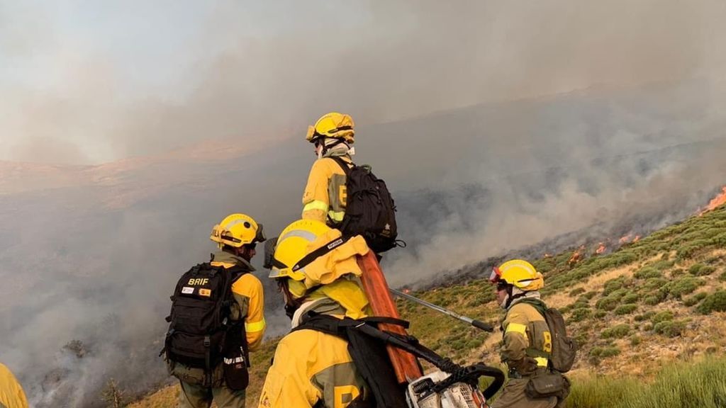 El incendio del Valle del Jerte sigue activo y en nivel dos de peligrosidad El incendio del Valle del Jerte sigue activo y en nivel dos de peligrosidad