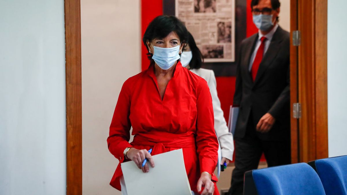 El Congreso aborda este lunes la reapertura de curso con la curva de contagios disparada El Congreso aborda este lunes la reapertura de curso con la curva de contagios disparada