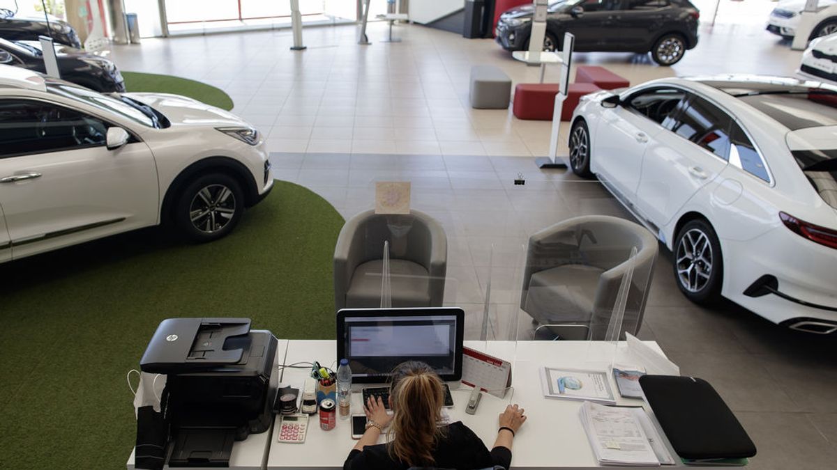 El mercado automovilístico español se deja un 10% en agosto El mercado automovilístico español se deja un 10% en agosto