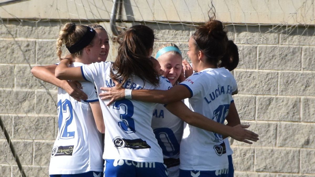 El Zaragoza CFF denuncia trato discriminatorio en la Federación Aragonesa por no permitir jugar niñas con niños El Zaragoza CFF denuncia trato discriminatorio en la Federación Aragonesa por no permitir jugar niñas con niños