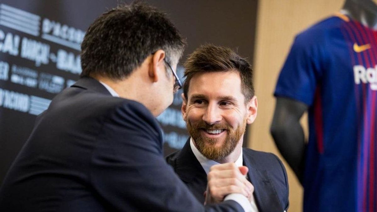 Messi y Bartomeu, sin acuerdo tras la reunión con su padre: el argentino pide irse libre y el Barça la cláusula Messi y Bartomeu, sin acuerdo tras la reunión con su padre: el argentino pide irse libre y el Barça la cláusula