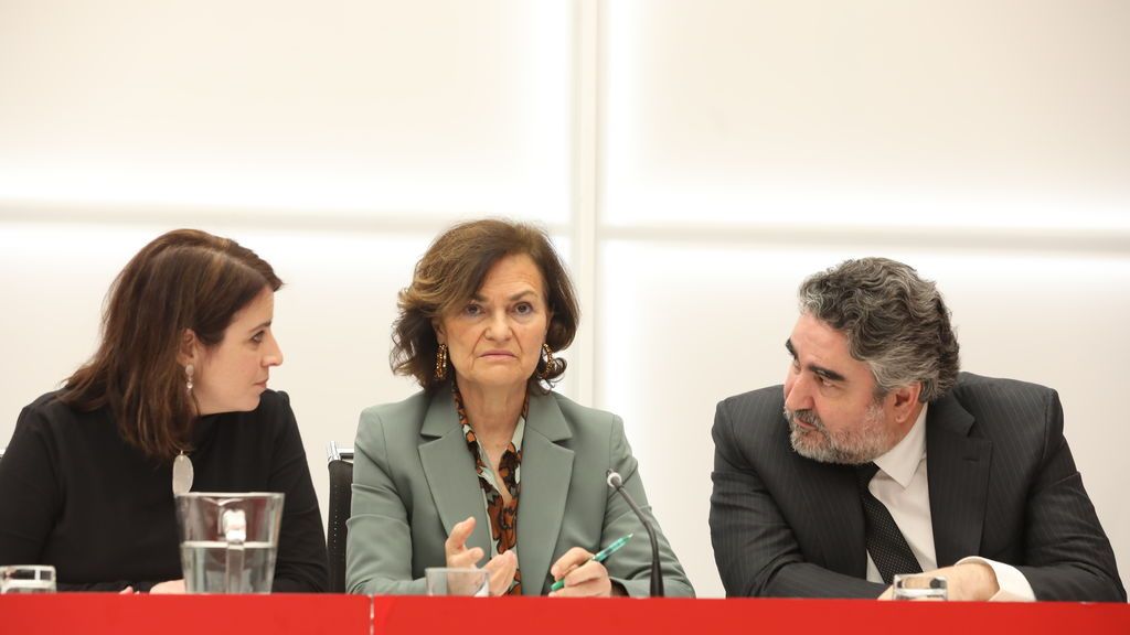 El Gobierno propone "mejorar la seguridad jurídica" de las comunidades autónomas en su lucha contra los rebrotes El Gobierno propone "mejorar la seguridad jurídica" de las comunidades autónomas en su lucha contra los rebrotes