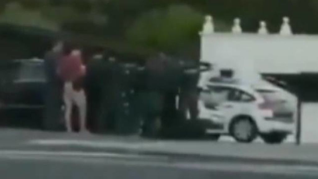Agentes de la Guardia Civil heridos en un tiroteo en Cádiz