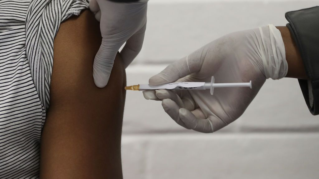 Europa prevé hacer llegar a los países en noviembre la primera vacuna contra el coronavirus Europa prevé hacer llegar a los países en noviembre la primera vacuna contra el coronavirus