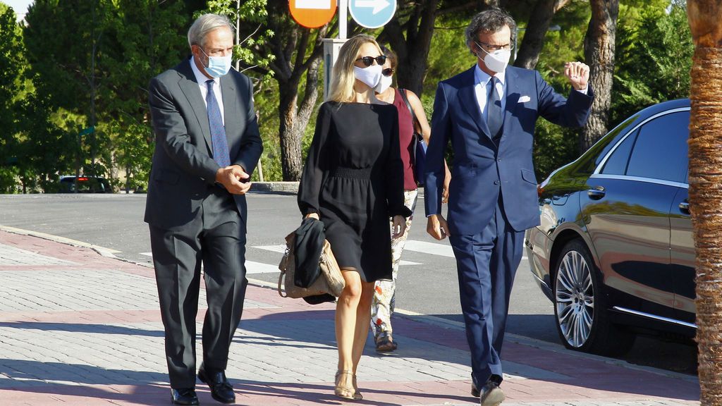 Xandra Falcó, destrozada en el último adiós a su marido Jaime Carvajal