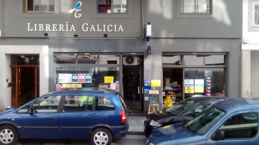 Un lucense pide poder instalar terraza en su librería: ¿Por qué un hostelero puede y yo no? Un lucense pide poder instalar terraza en su librería: ¿Por qué un hostelero puede y yo no?
