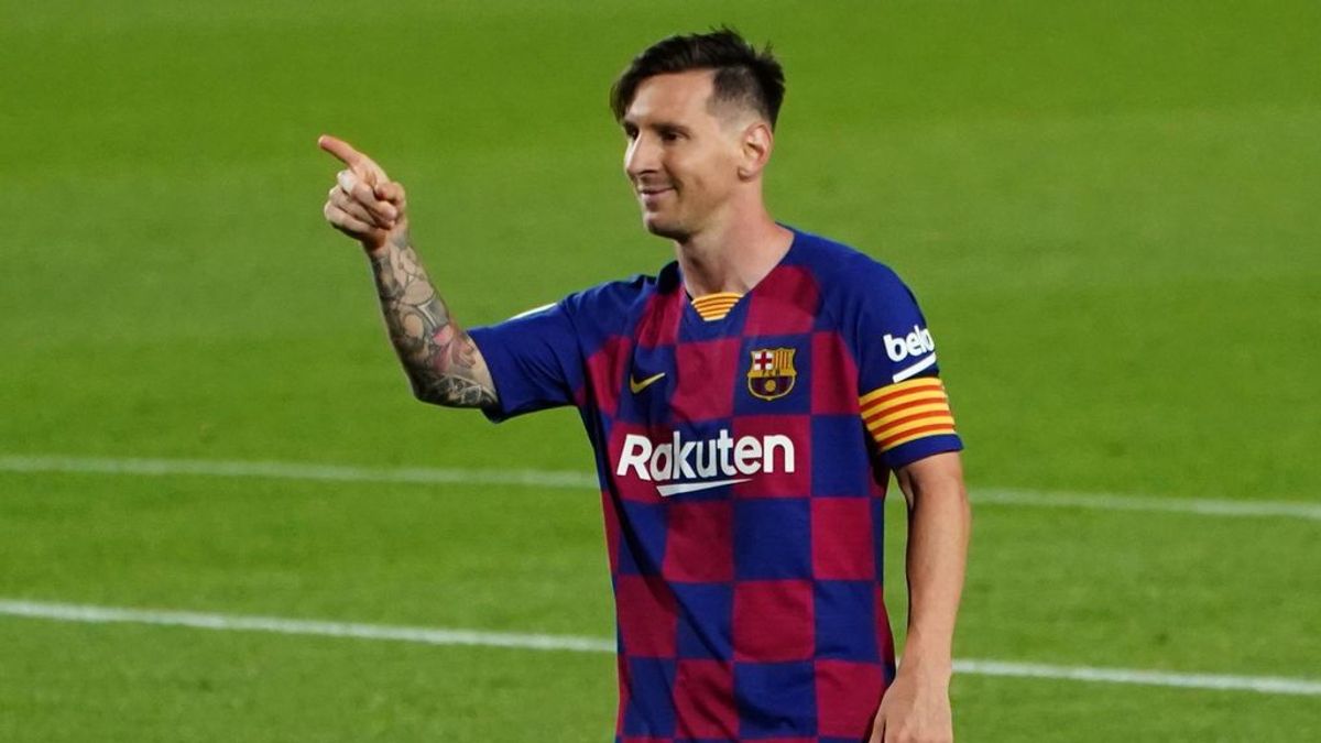 La familia de Messi empieza a dejar caer la idea de que seguirá en el Barça: "Su salida no está tan clara"