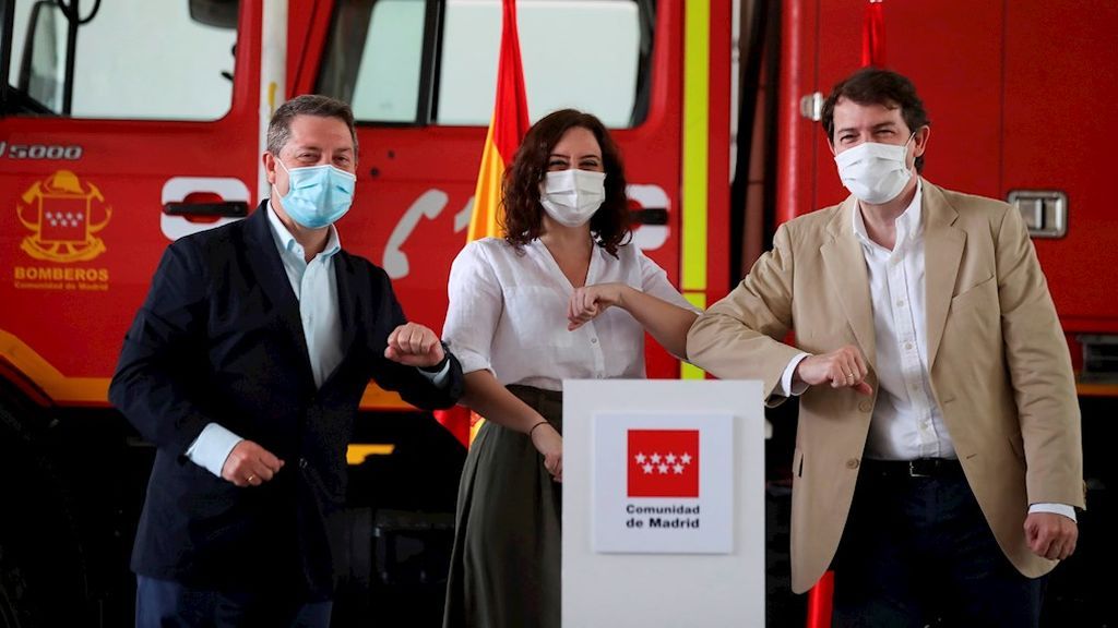 Ayuso convoca este lunes a García-Page y Mañueco para coordinar medidas contra la Covid-19 Ayuso convoca este lunes a García-Page y Mañueco para coordinar medidas contra la Covid-19