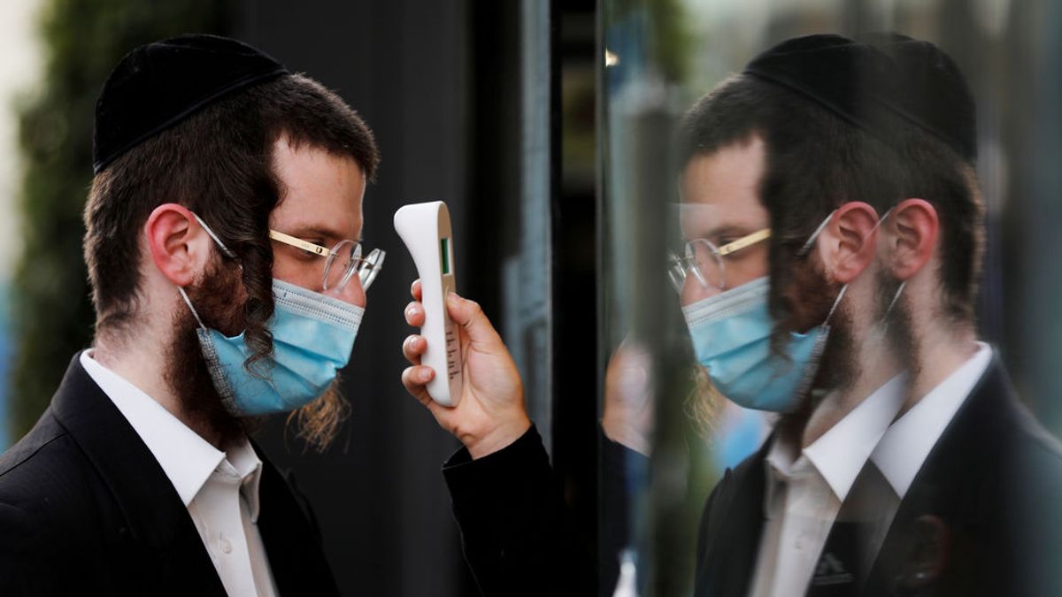 Israel confina 30 ciudades tras un récord de contagios de coronavirus Israel confina 30 ciudades tras un récord de contagios de coronavirus