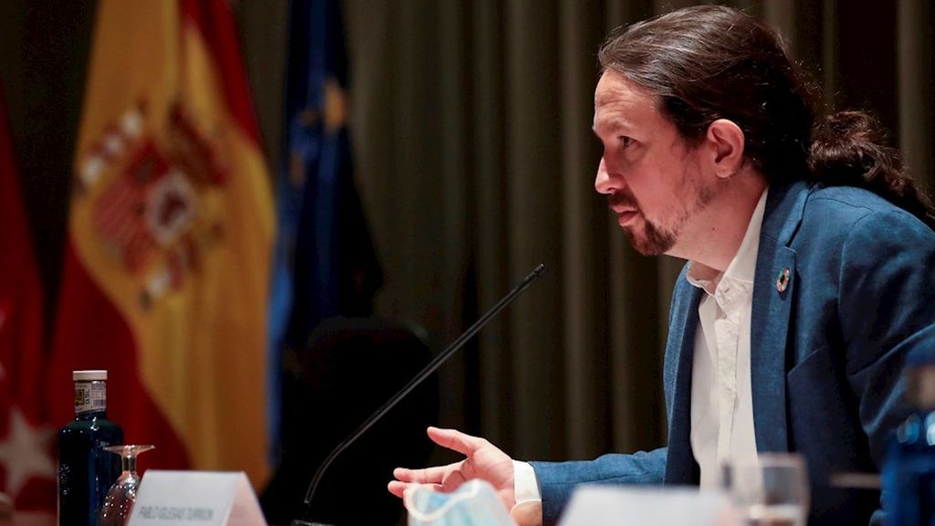 Podemos pide al CIS que pregunte de nuevo por la monarquía Podemos pide al CIS que pregunte de nuevo por la monarquía