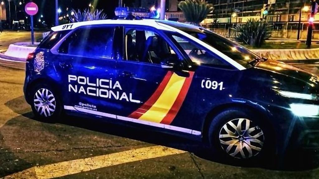 Una reyerta familiar multitudinaria en Albacete obliga a intervenir a los antidisturbios Una reyerta familiar multitudinaria en Albacete obliga a intervenir a los antidisturbios