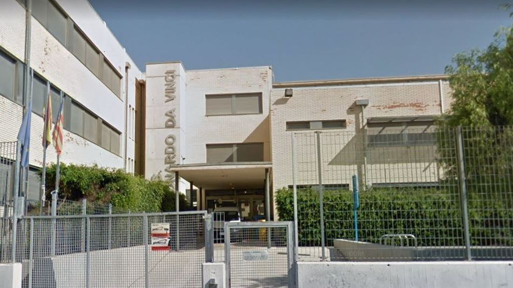 En cuarentena la directiva de un instituto de Alicante tras un positivo por Covid-19 En cuarentena la directiva de un instituto de Alicante tras un positivo por Covid-19