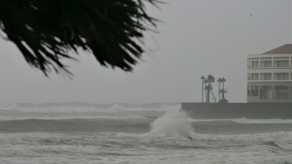 Las autoridades japonesas ordenan evacuar a 1,6 millones de personas por el tifón 'Haishen'