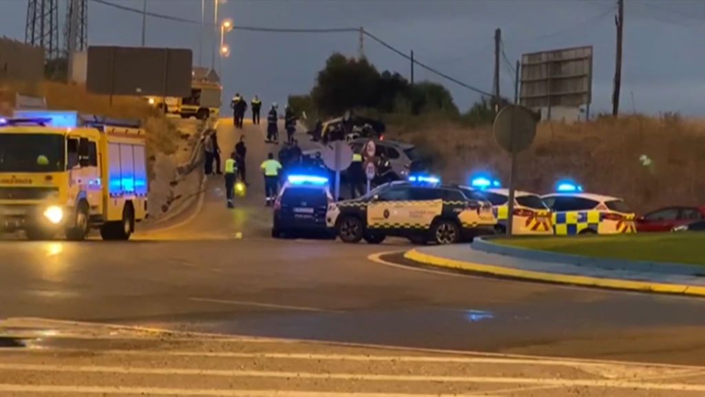 En la UCI el policía que fue embestido por el coche robado de un narco en Algeciras
