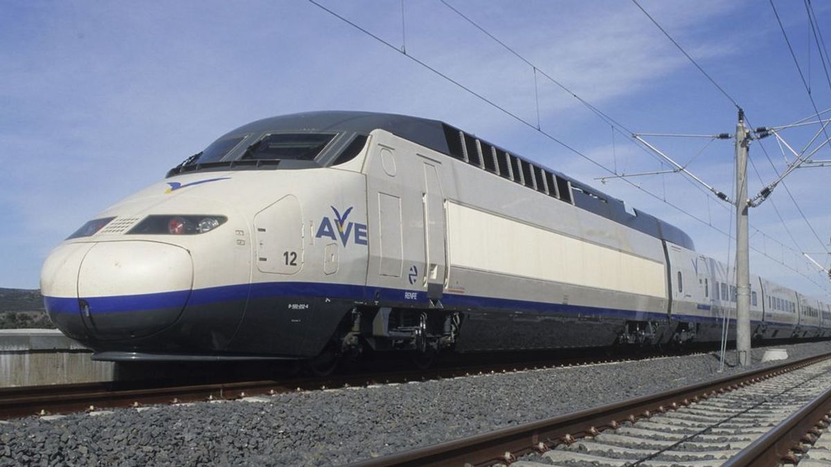 Renfe lanza 380.000 plazas de AVE y Larga Distancia con descuentos de hasta el 57% Renfe lanza 380.000 plazas de AVE y Larga Distancia con descuentos de hasta el 57%