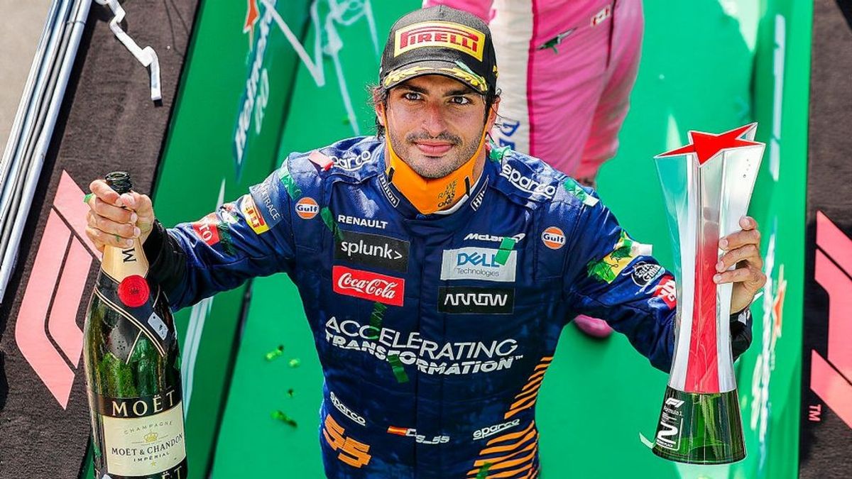 Carlos Sainz nos volvió a hacer vibrar: el piloto español se quedó en Monza a 0.4 segundos de su primera victoria Carlos Sainz nos volvió a hacer vibrar: el piloto español se quedó en Monza a 0.4 segundos de su primera victoria