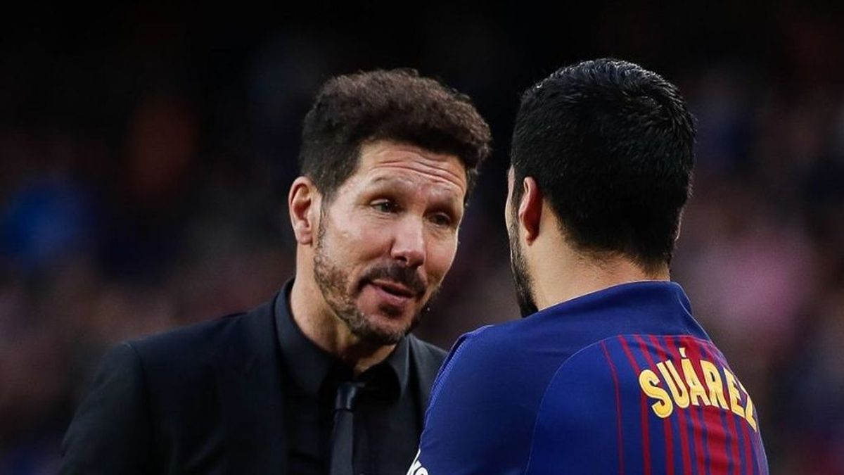 Luis Suárez se ofreció al Atlético de Madrid para continuar en España pero su ficha le hizo imposible: jugará en la Juve Luis Suárez se ofreció al Atlético de Madrid para continuar en España pero su ficha le hizo imposible: jugará en la Juve