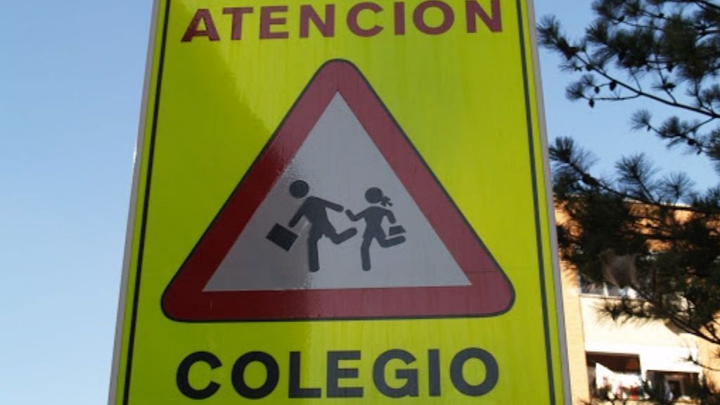 Stop: según la Fiscalía, el machismo también está en las señales de tráfico Stop: según la Fiscalía, el machismo también está en las señales de tráfico
