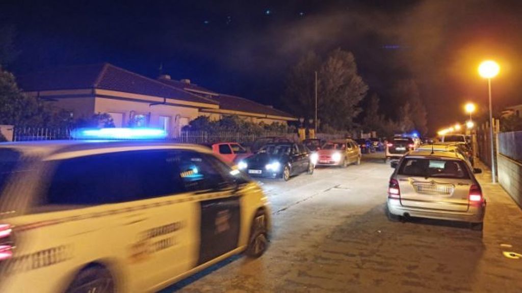 La Guardia Civil disuelve una pedida de mano en La Rioja con 50 personas La Guardia Civil disuelve una pedida de mano en La Rioja con 50 personas