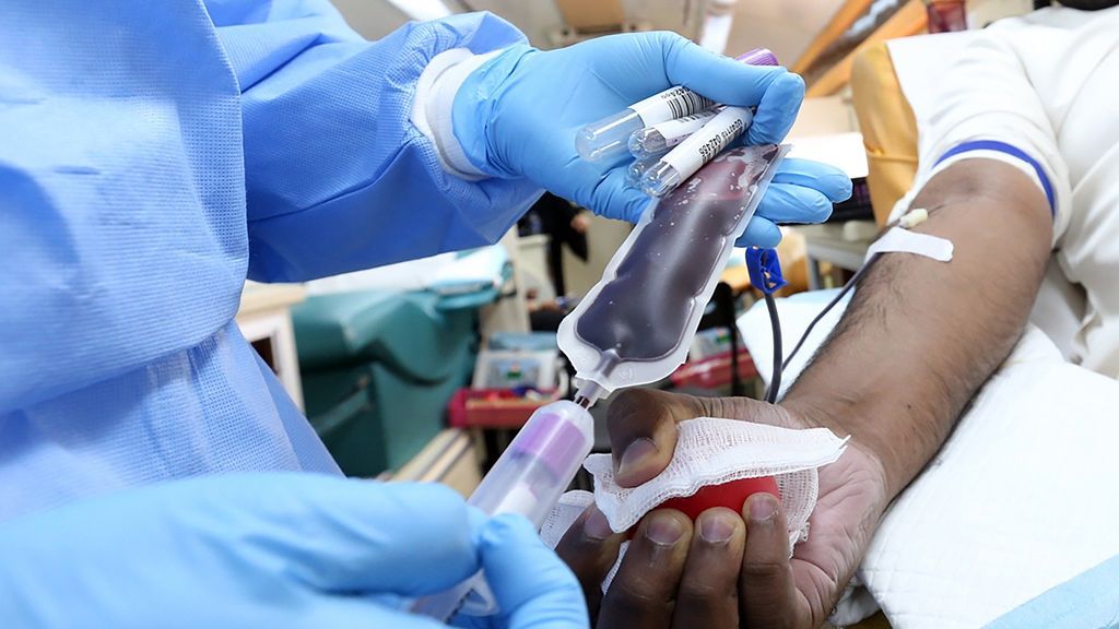Donación de sangre: grupos compatibles y cómo donar en tiempos de Covid-19 Donación de sangre: grupos compatibles y cómo donar en tiempos de Covid-19