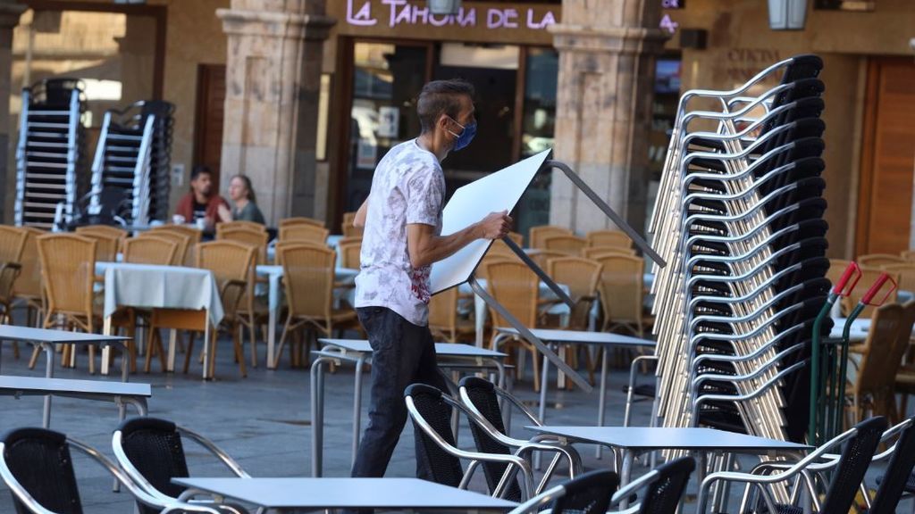 Salamanca y Valladolid prorrogan siete días más las restricciones por la covid: qué pueden hacer y qué no Salamanca y Valladolid prorrogan siete días más las restricciones por la covid: qué pueden hacer y qué no