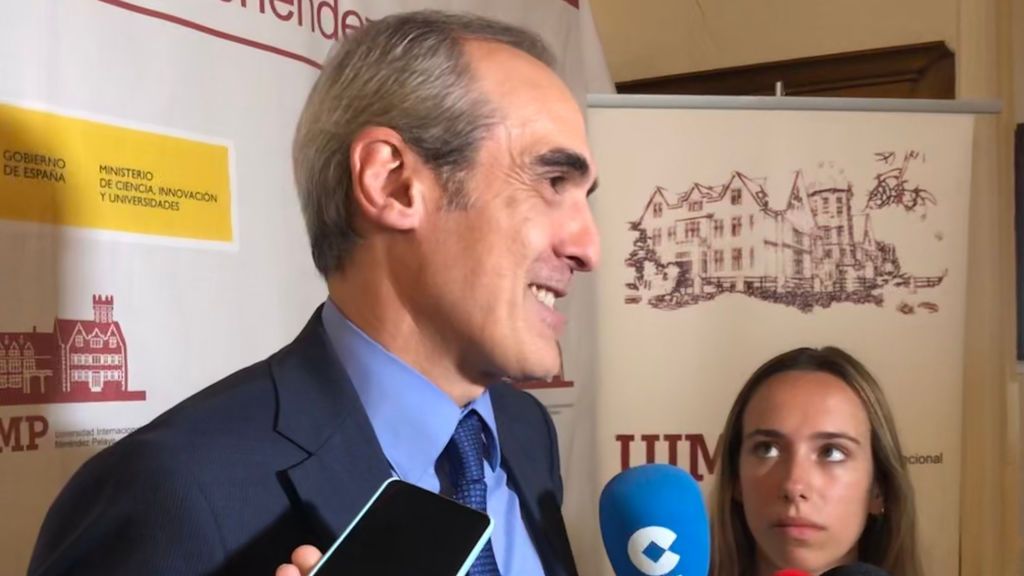 El jefe de Anticorrupción interrogará al abogado que acusó a los fiscales del caso de confabularse con Podemos El jefe de Anticorrupción interrogará al abogado que acusó a los fiscales del caso de confabularse con Podemos