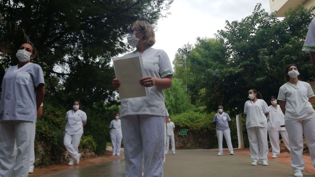 Los trabajadores de la residencia han leído un comunicado en el que defienden su profesionalidad. Los trabajadores de la residencia han leído un comunicado en el que defienden su profesionalidad.