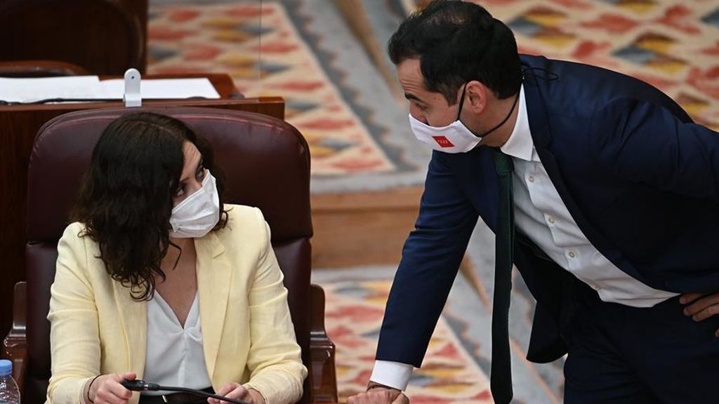 Ciudadanos rechaza de plano la moción de censura contra Ayuso con la que amenaza el PSOE Ciudadanos rechaza de plano la moción de censura contra Ayuso con la que amenaza el PSOE