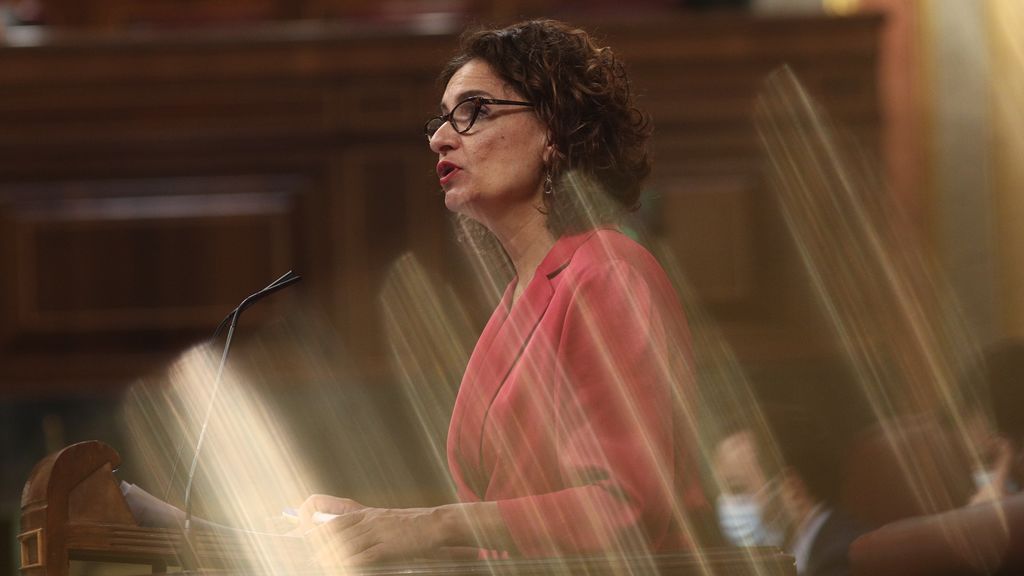 María Jesús Montero, ministra de Hacienda, en el Congreso María Jesús Montero, ministra de Hacienda, en el Congreso