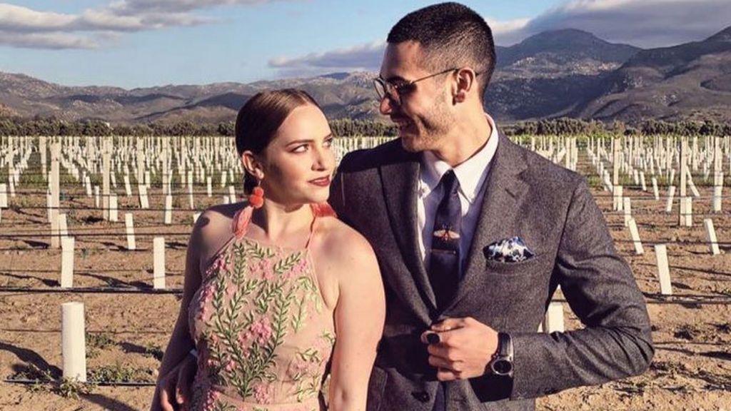 Alejandro Speitzer y Minnie West