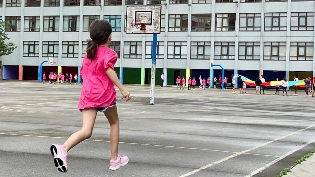 Las escuelas superan el reto de la vuelta a las aulas: solo 120 incidencias entre cinco millones de alumnos Las escuelas superan el reto de la vuelta a las aulas: solo 120 incidencias entre cinco millones de alumnos