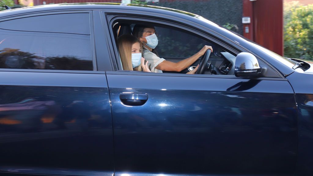 Letizia acompaña a Sofía en su vuelta al cole
