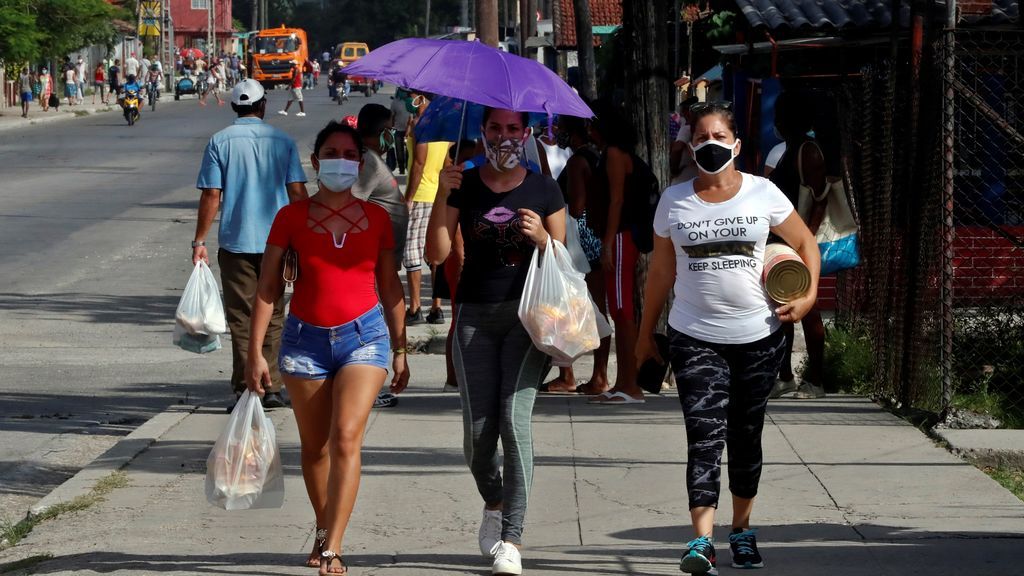 Cuba suma 60 casos de covid-19 mientras trata de detener la expansión del rebrote