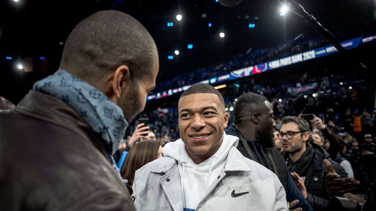 El Real Madrid ya conoce los precios por Mbappé: 150 millones de traspaso y 40 'kilos' de sueldo al año El Real Madrid ya conoce los precios por Mbappé: 150 millones de traspaso y 40 'kilos' de sueldo al año