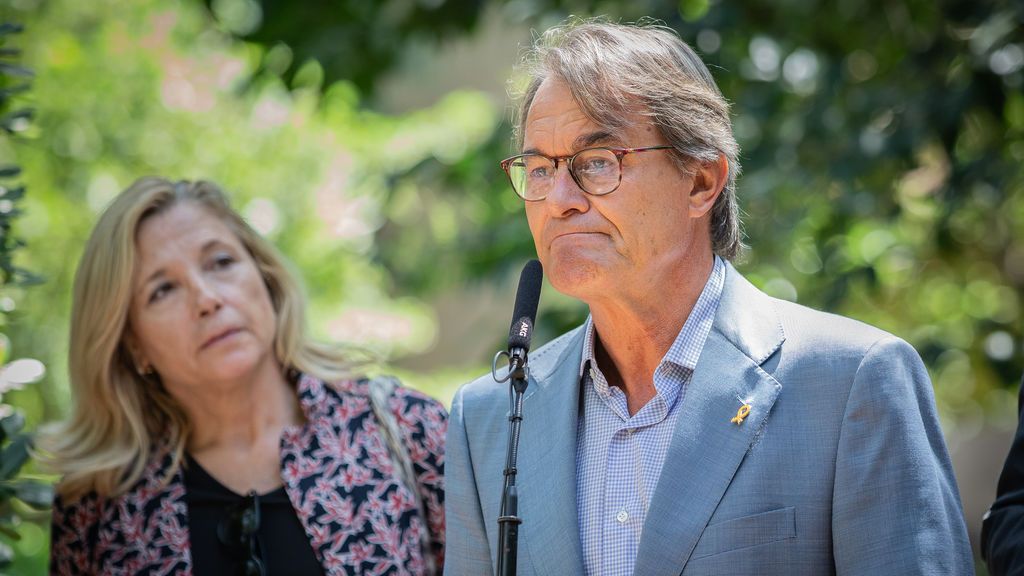Pedro Sánchez y Artur Mas se reunieron para "desbloquear el conflicto catalán" antes de la sentencia del 'procés' Pedro Sánchez y Artur Mas se reunieron para "desbloquear el conflicto catalán" antes de la sentencia del 'procés'