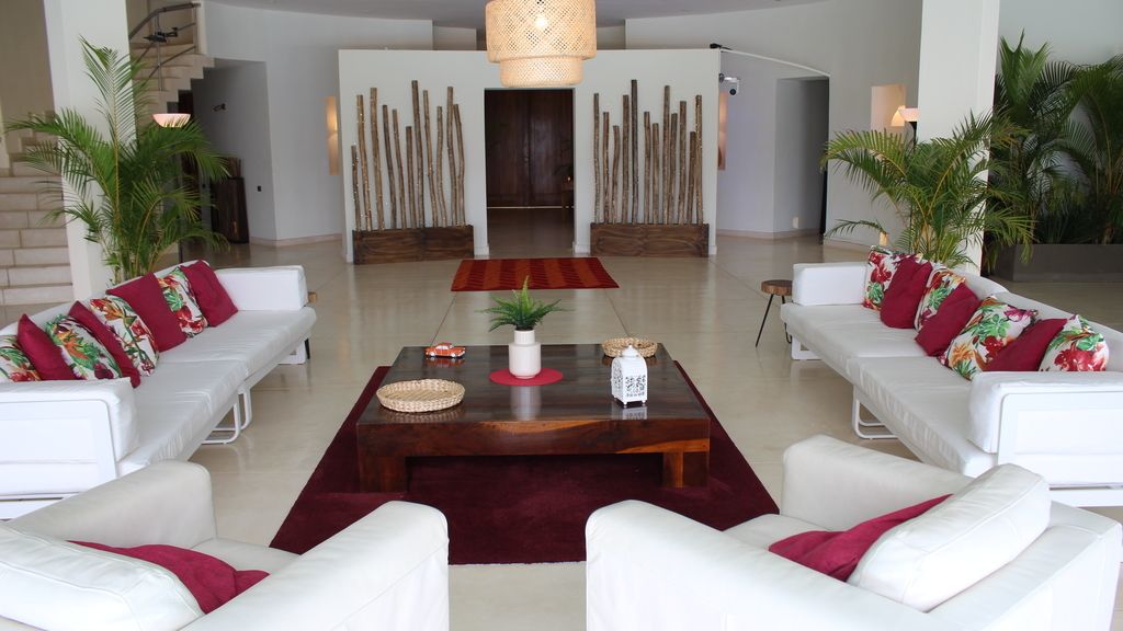 Así es Villa Playa: El lujoso alojamiento de las chicas