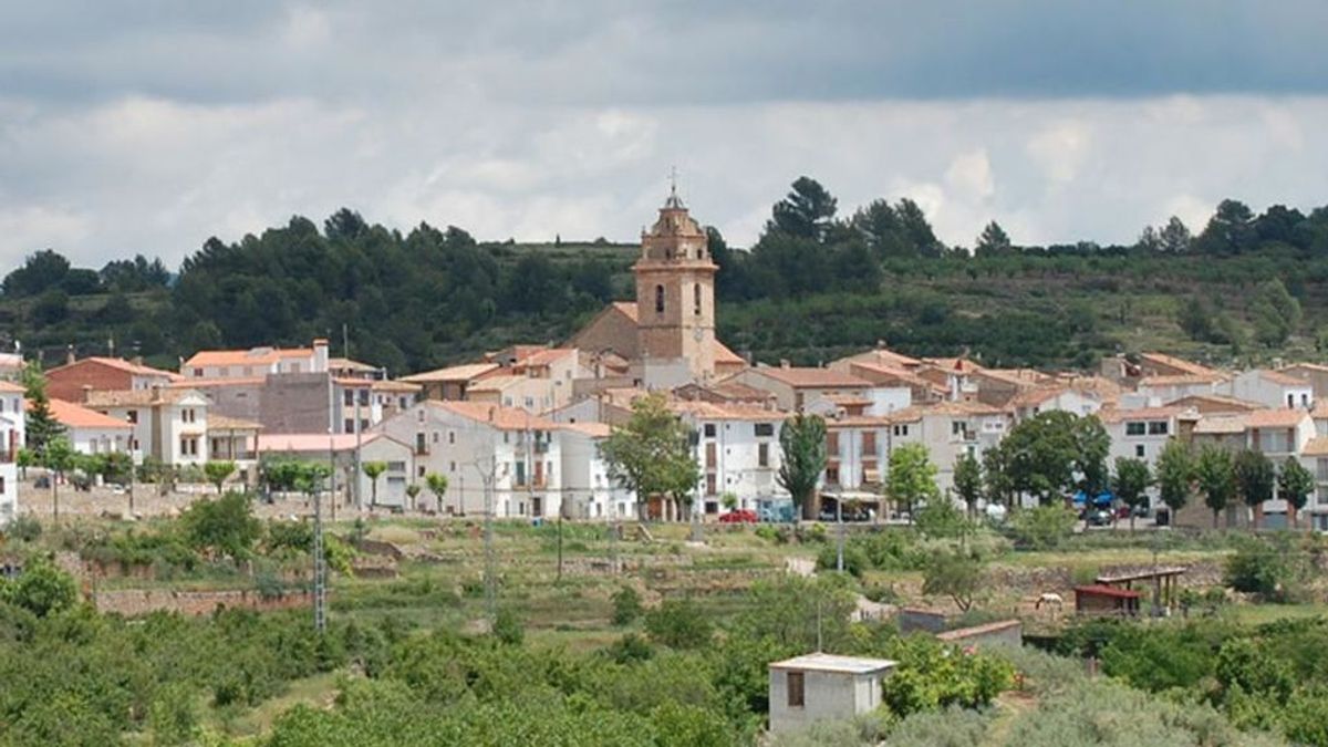 Un pueblo de Castellón busca familia con hijos para salvar la escuela: ofrece casa y trabajo