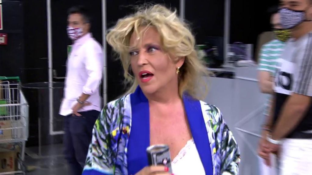 Lydia Lozano, a lo loco: "No me enfoquéis con estos pelos"