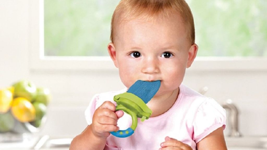 Chupete para fruta, original y cómodo para que tu hijo se inicie en la alimentación sana.