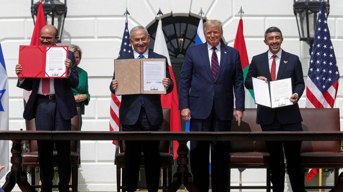 Trump preside la firma histórica de los acuerdos entre Israel, Emiratos y Bahréin Trump preside la firma histórica de los acuerdos entre Israel, Emiratos y Bahréin