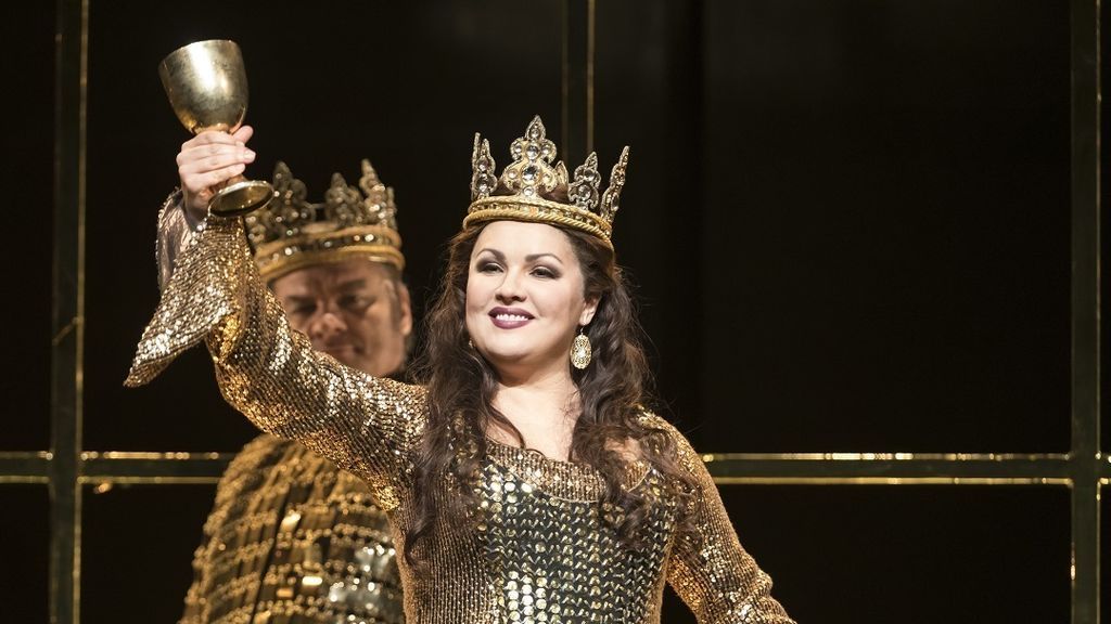 La estrealla de la ópera Anna Netrebko, hospitalizada por conarivus La estrealla de la ópera Anna Netrebko, hospitalizada por conarivus