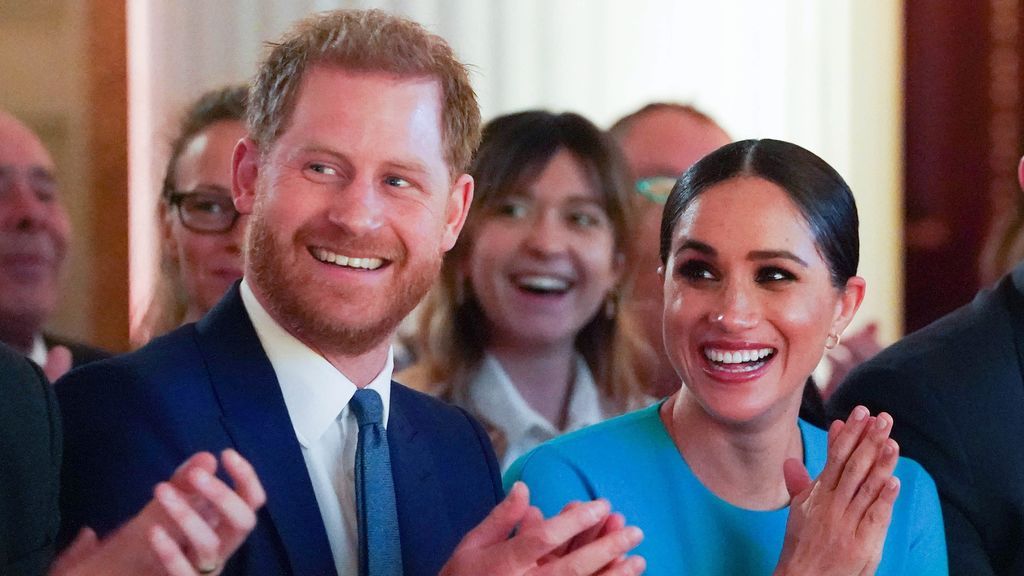 El príncipe Harry junto a Meghan Markle